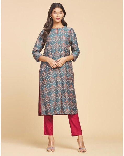 Buy Pink Cotton Embroidered Knee Length Kurta for Women Online at Fabindia  | 10742331