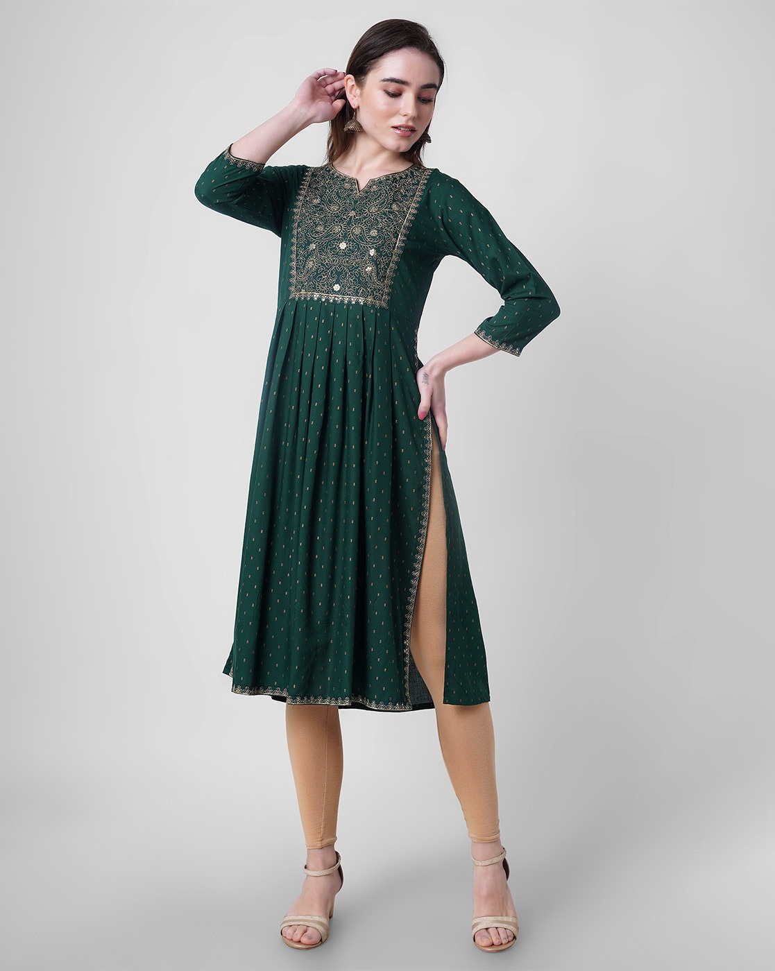 Buy Green Dresses & Gowns for Women by Fusion Online | Ajio.com