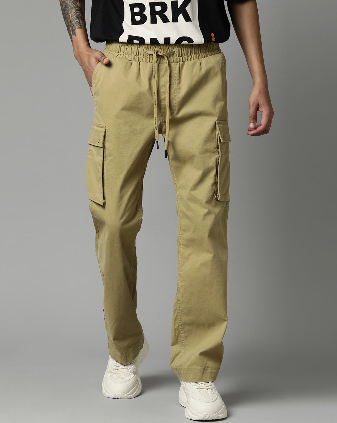 Breakbounce Black Straight Fit Mid Rise Cargo Trousers