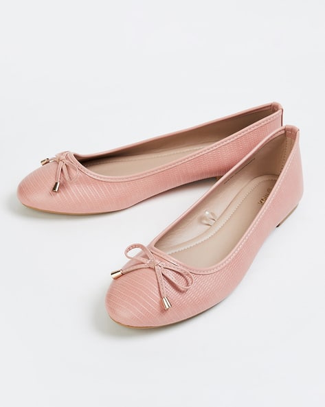 Pointed-Toe Ballerina Shoes