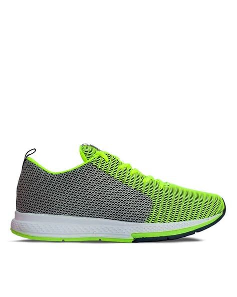 Nike parrot best sale colour shoes