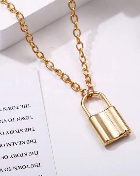 Chunky Chain-Link Gold-Toned Lock Pendant Necklace