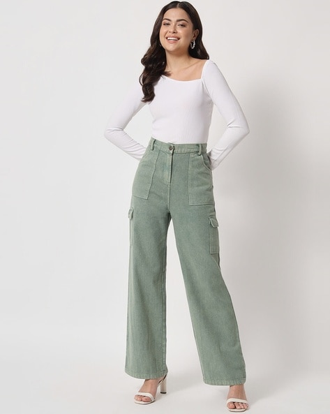 Low Rise Flared Jeans in Green Wash