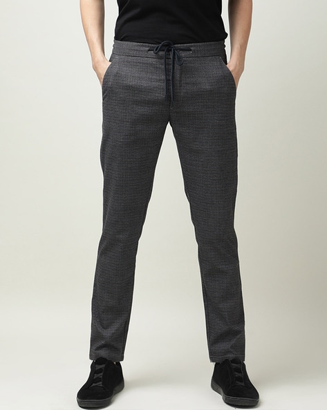 Rare Rabbit Men's Grayson Black Solid Mid-Rise Regular Fit Trouser