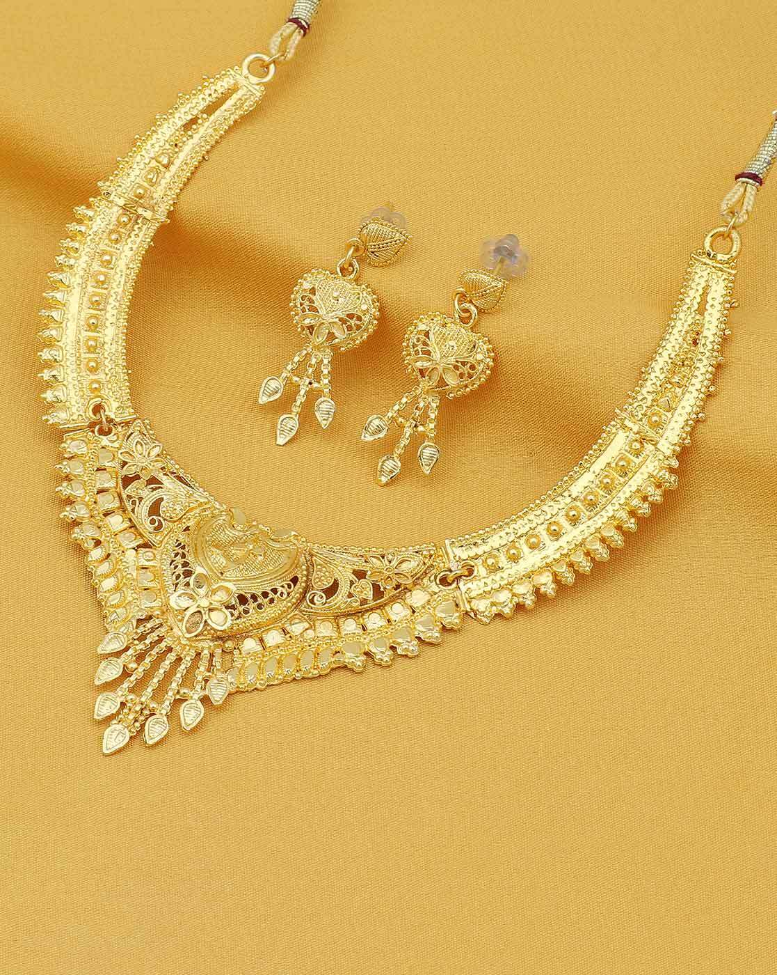 24 Carat Choker Necklace Set