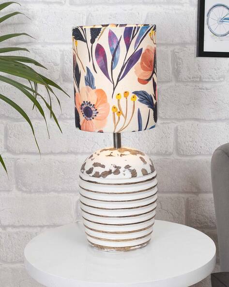 Basket best sale table lamp