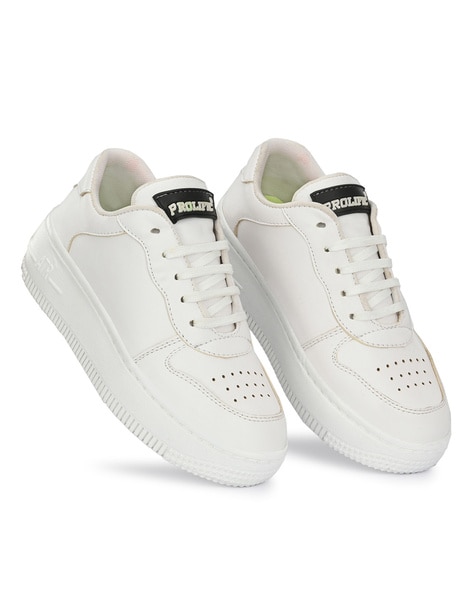 Women's mid top hot sale tennis shoes