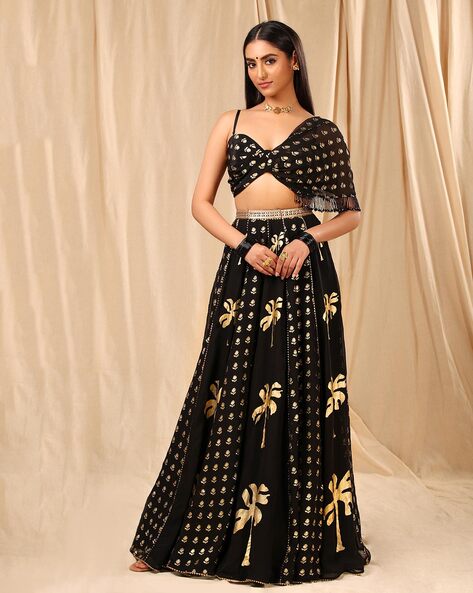 Ethnic Elegance:Shop Ready-to-Wear Traditional Lehenga-Blouse-Dupatta