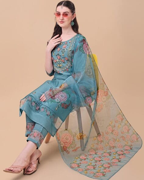 Embroidered Straight Kurta Set