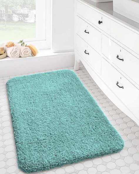 Aqua deals bathroom rugs