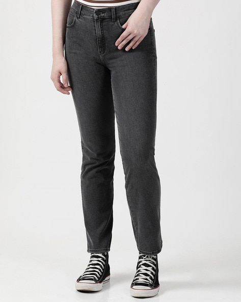 Wrangler Mid-Wash High-Rise Straight Fit Jeans