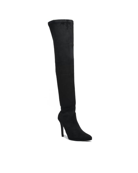 Flat over best sale the knee boots