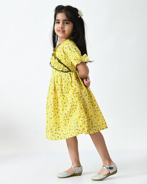 Buy Creative Kids Girl Yellow & White Striped Schiffli A-Line Dress Online  at Best Prices in India - JioMart.