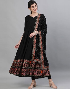 Ethnic wear ajio online
