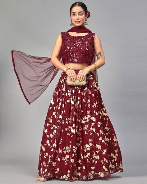 white & maroon crop top | Crop top lehenga, Lehenga choli, Maroon crop top