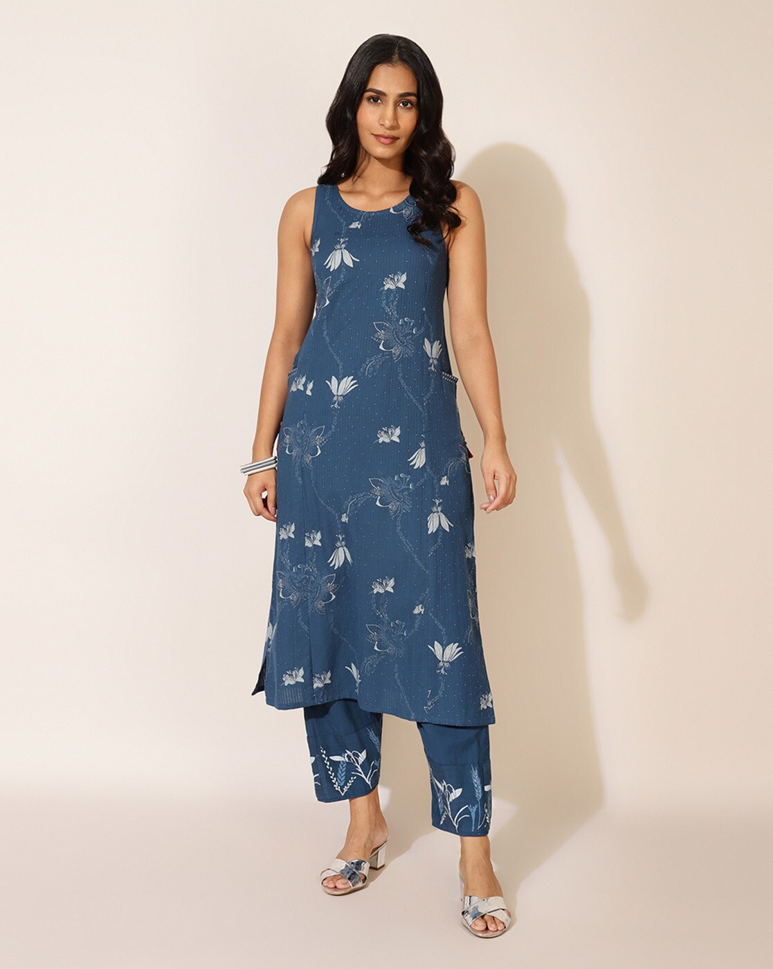 Fabindia deals indigo kurta