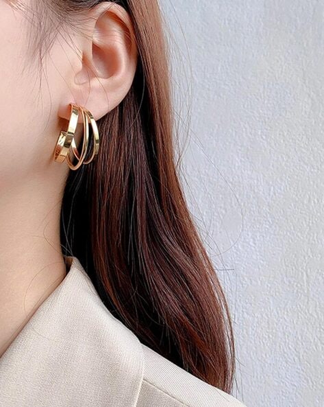 What is the Hoop Earrings PsychologyDetailed Answer  A Fashion Blog