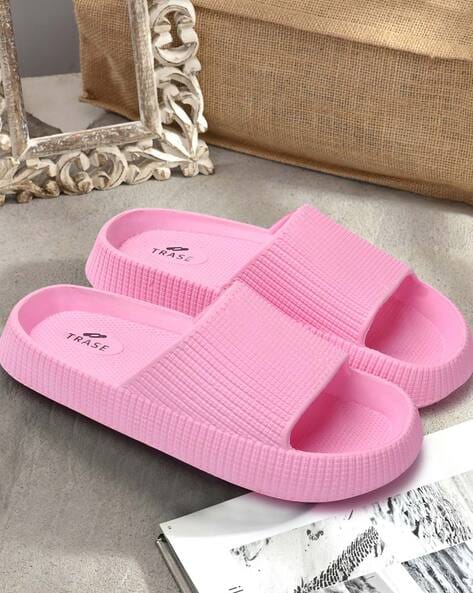 Pink best sale fit flops