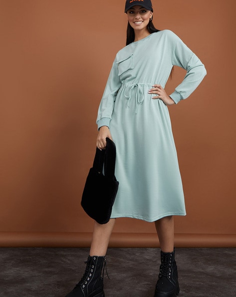 Sweatshirt on sale midi dress