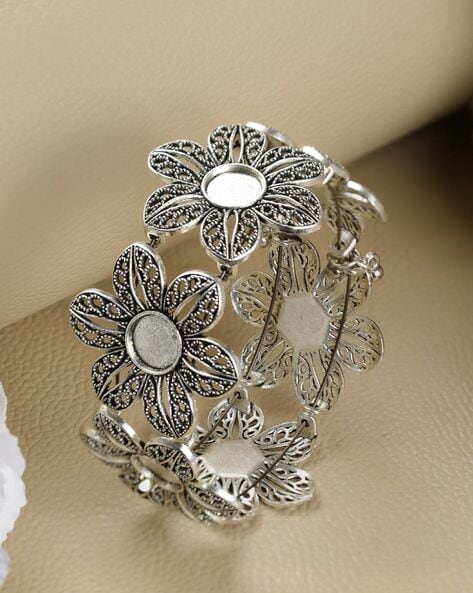 Flower cuff best sale