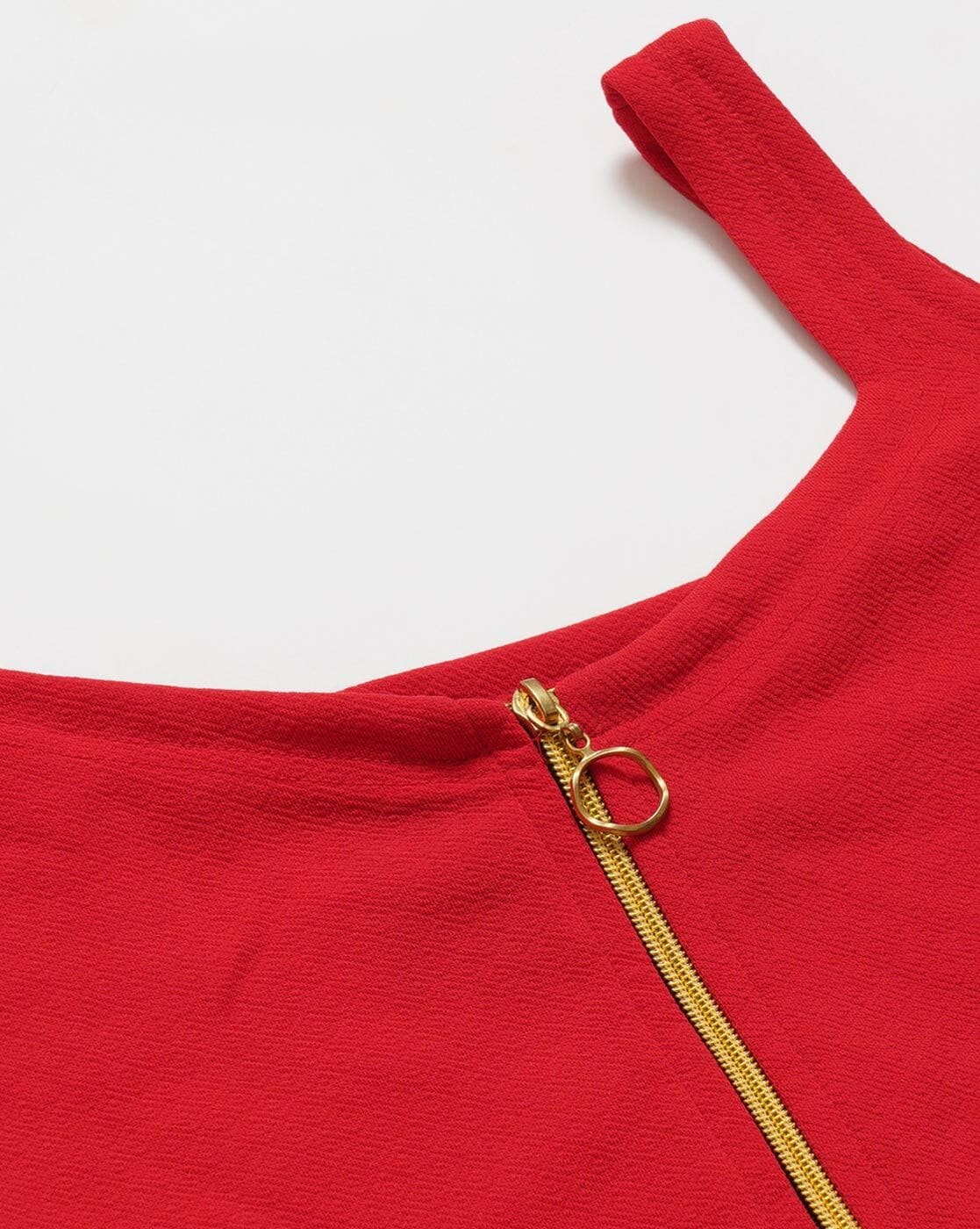 Red sleeveless cropped top with zipper closure at front.. DIY the