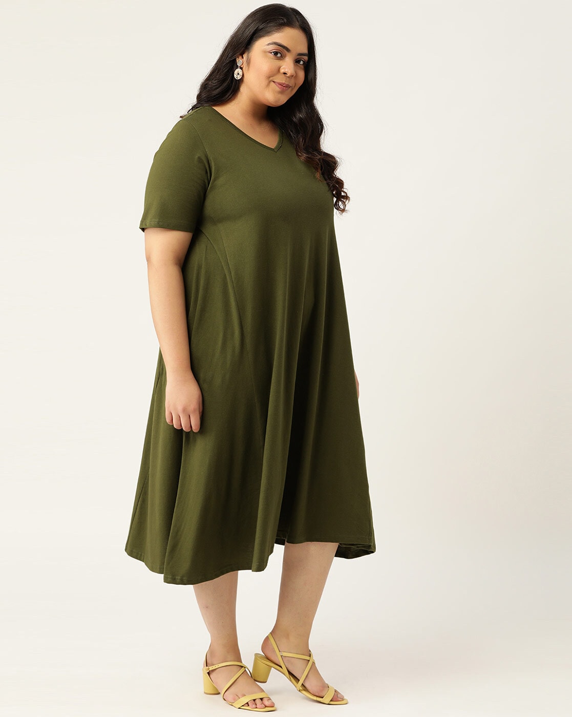 Meghan Markle's 8 Best Olive Green Dress Moments - Dress Like A Duchess