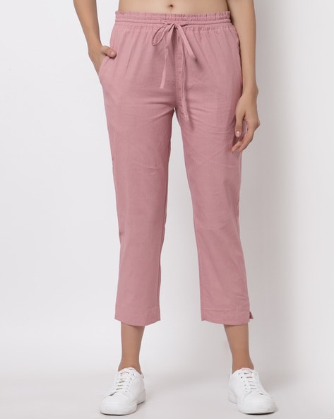 4 Ways to Style Pink Pants · The RELM & Co | Light pink pants, Hot pink  pants, Pink pants outfit