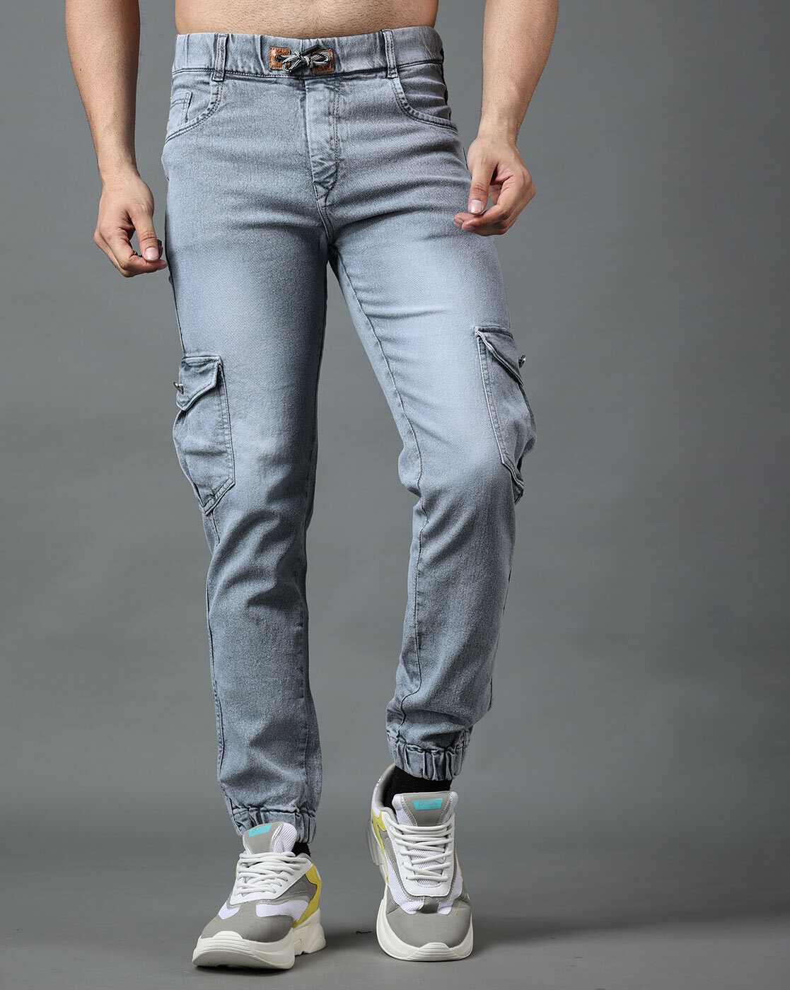 Cargo Denim Is 2023s AntiSkinny Jeans Trend