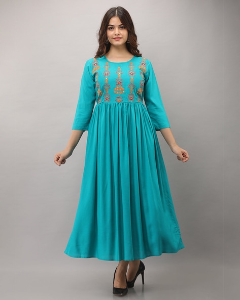 Party Wear Dresses 2020 Indian Pakistani women | Latest Designer Dresses  For Girls | Bridal dress design, Stylish dress designs, Party wear dresses