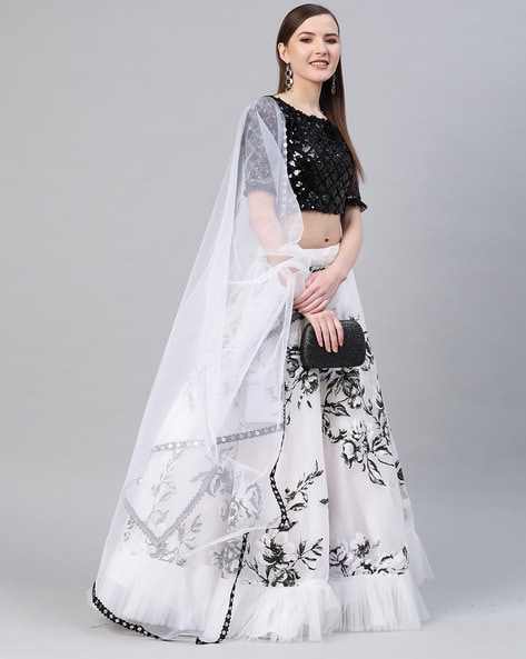 Lehengas: Designer Bridal Lehengas & Wedding Lehenga Cholis Online