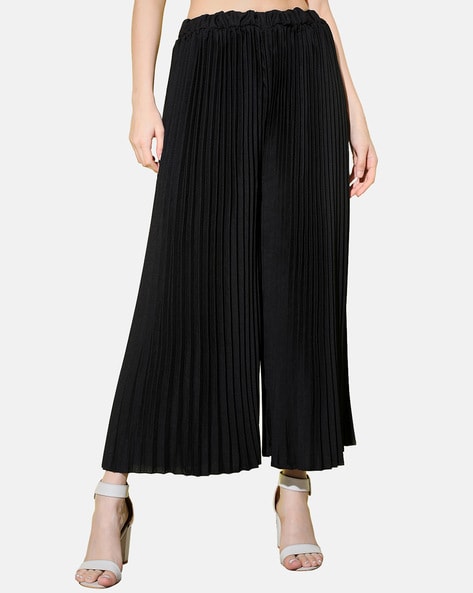 Navy Blue Pleated Palazzo Pants Design by First Resort by Ramola Bachchan  at Pernias Pop Up Shop 2023