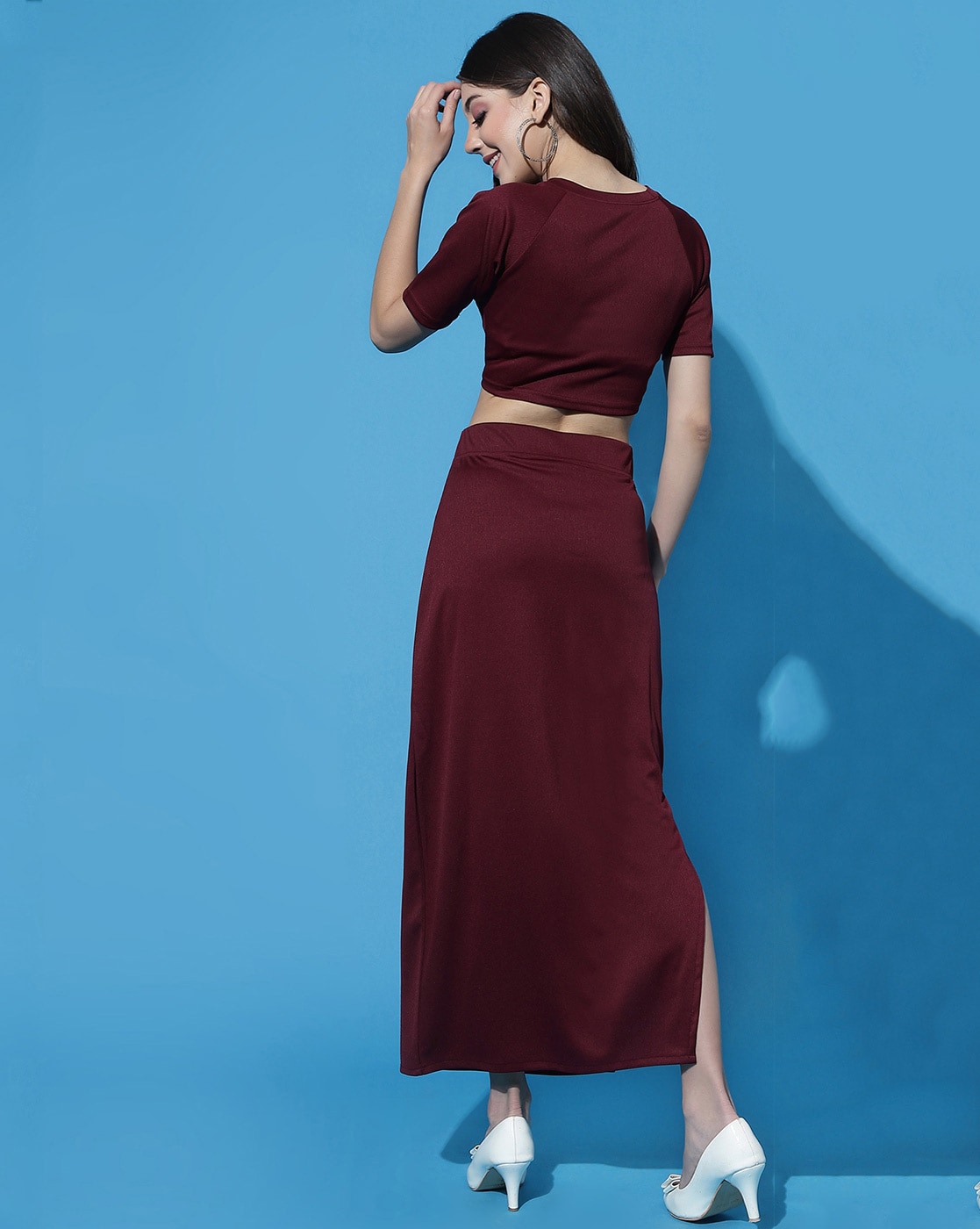 Crop top and outlet skirt terno