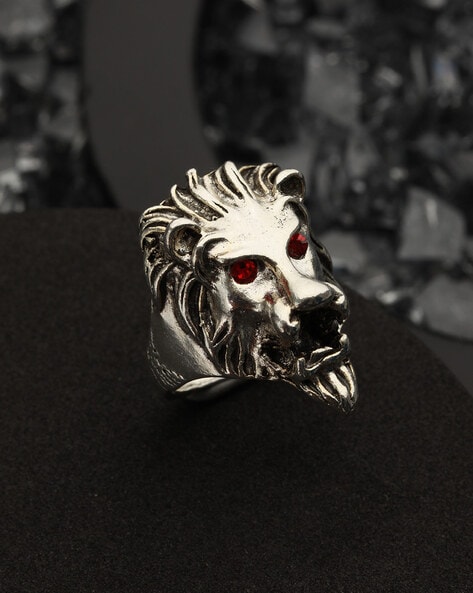 Buy Dare by Voylla Oxidized Silver Lion Ring For Men Online at Low Prices  in India - Paytmmall.com