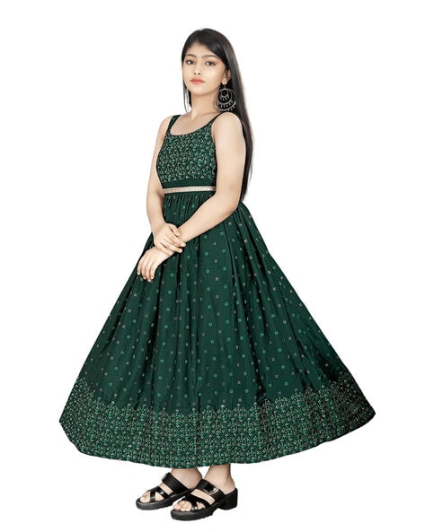 Amazon.com: stylishfashion Indian Pakistani Ready to Wear Silk Anarkali Gown  with Dupatta Suits : Clothing, Shoes & Jewelry