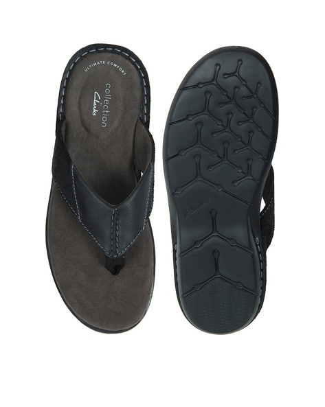 Clarks outlet flip flops