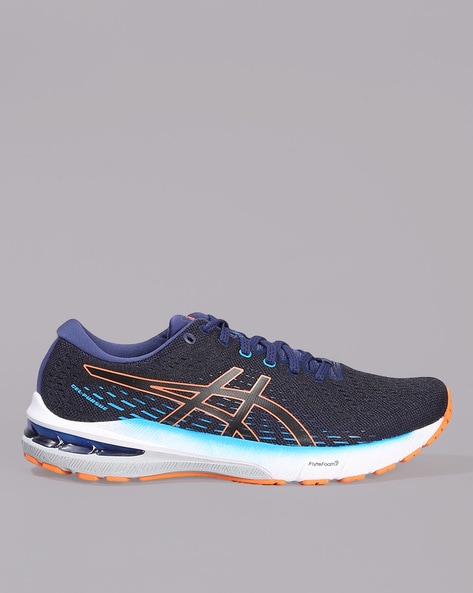 Asics runners shop on sale