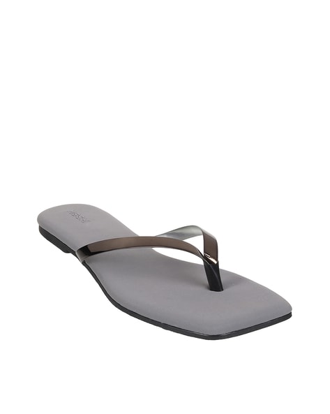 Calvin Klein Jeans FLAT TOEPOST - T-bar sandals - black - Zalando.de