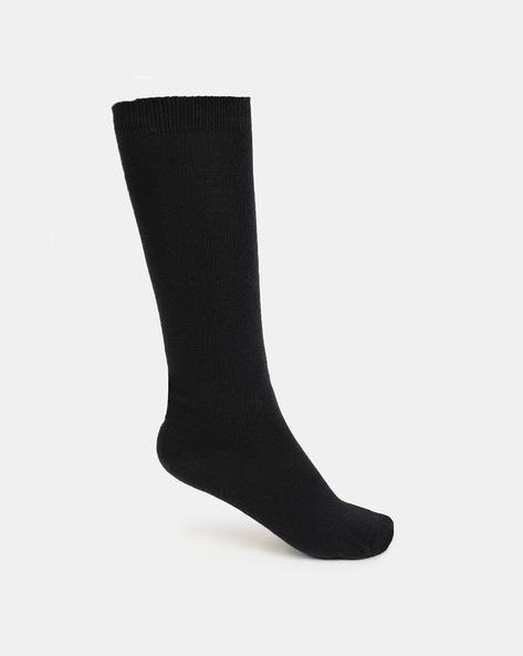 BLACK SOCKS