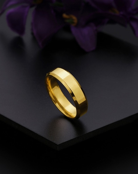 BLUESTONE The Confident Male 18kt Diamond Yellow Gold ring Price in India -  Buy BLUESTONE The Confident Male 18kt Diamond Yellow Gold ring online at  Flipkart.com