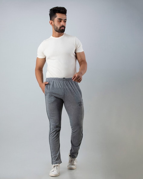 Grey Sweatpants with Shoes Outfits For Men (465 ideas & outfits) | Lookastic