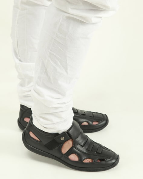 Buy Men Black Casual Sandals Online | Walkway Shoes