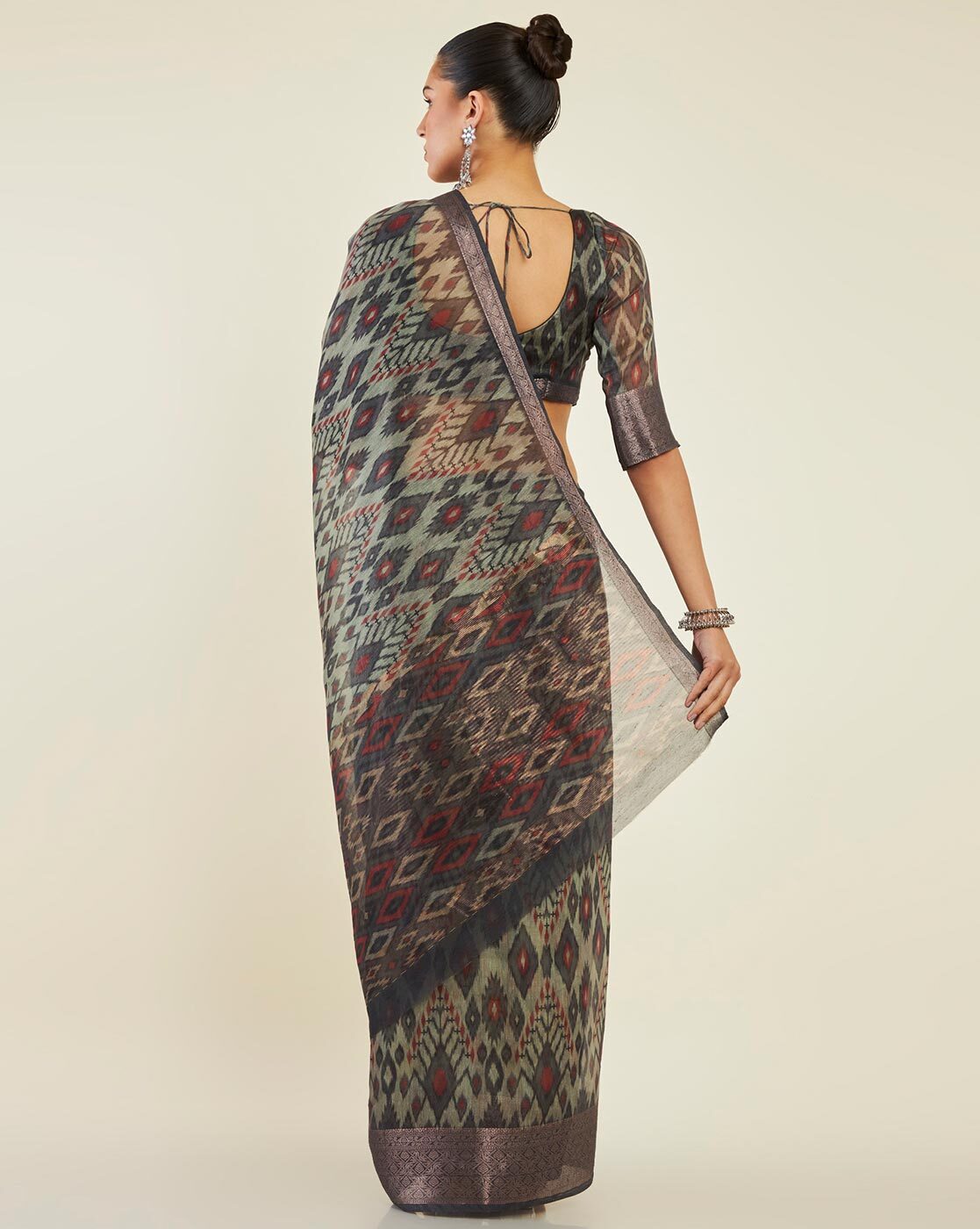 Buy Grey Sarees for Women by SOCH Online