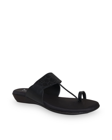 Buy Black Sports Sandals for Women by Shoetopia Online | Ajio.com
