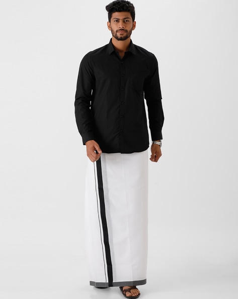 black shirt white lungi