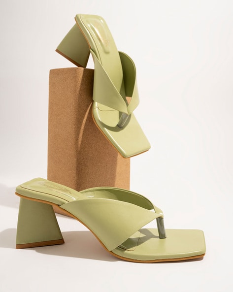 Square discount shaped sandals