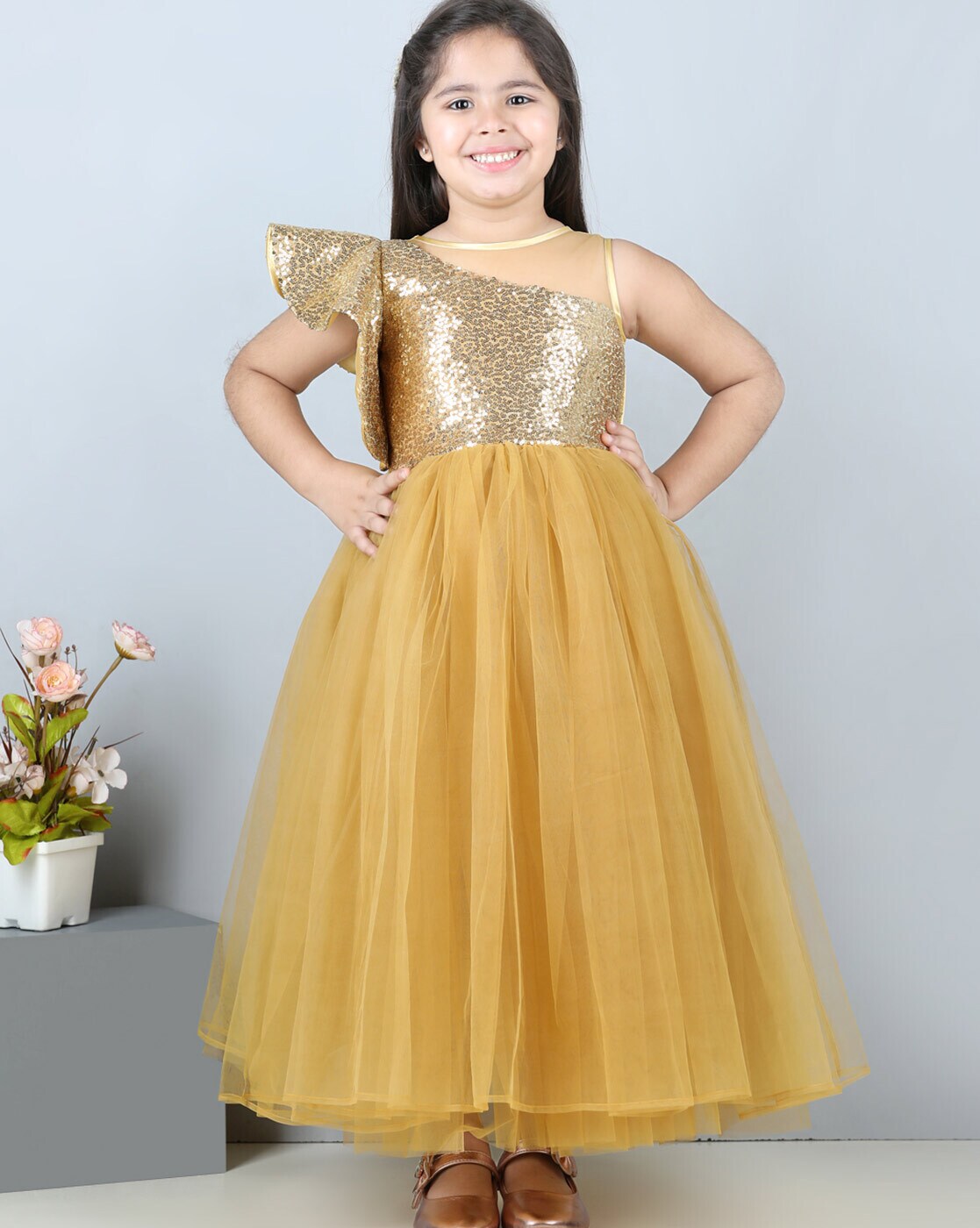 Pictures of Ankara Dresses for Children 2020 | iDONSABI | Kids dress,  African kids clothes, Kids gown