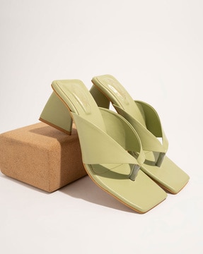 Box heel outlet sandals