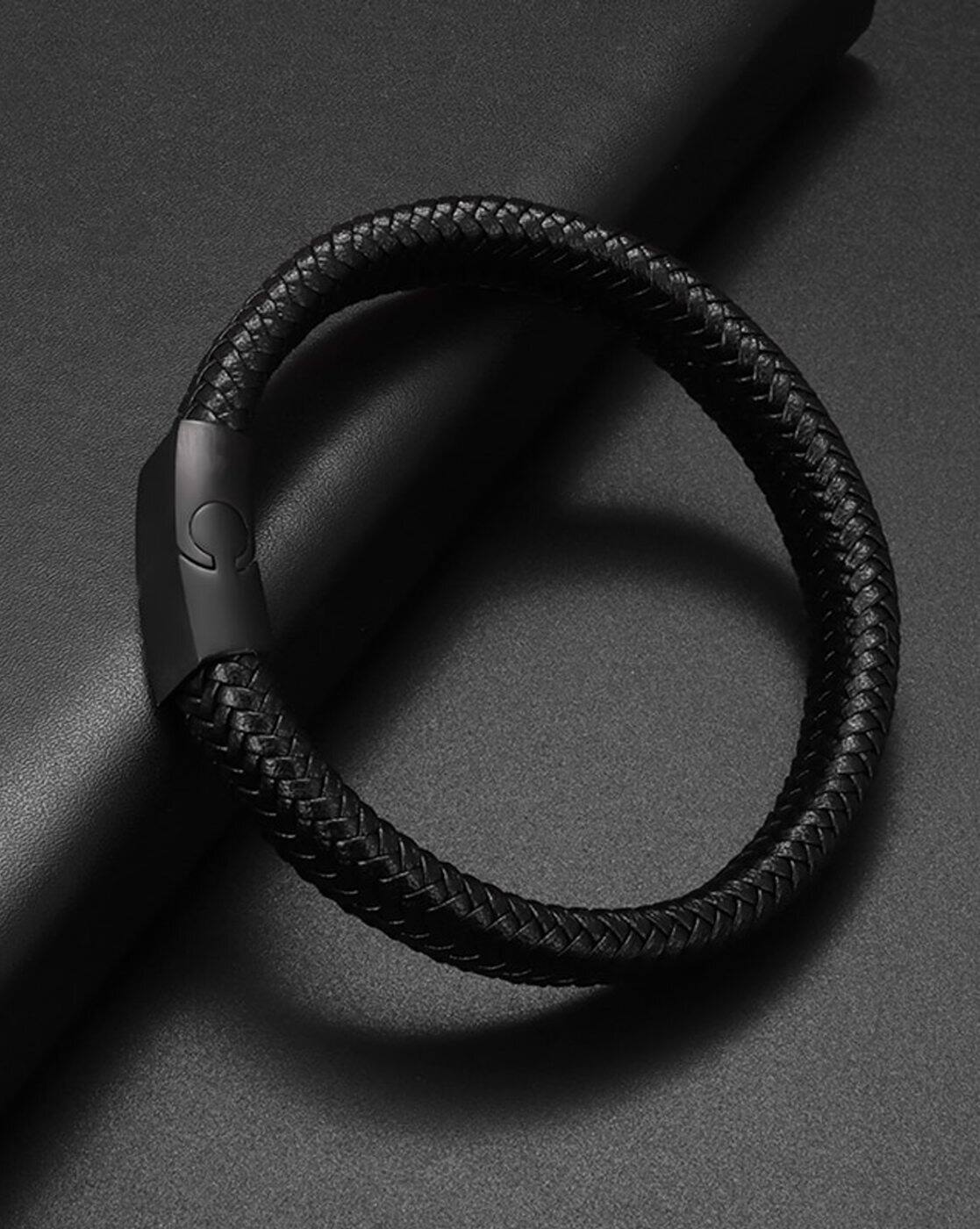 Buy Black Bracelets & Kadas for Men by Thrillz Online | Ajio.com