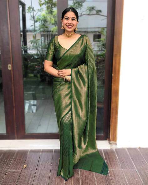 Green Wedding Wear Kanjivaram Silk Saree Latest 4671SR02