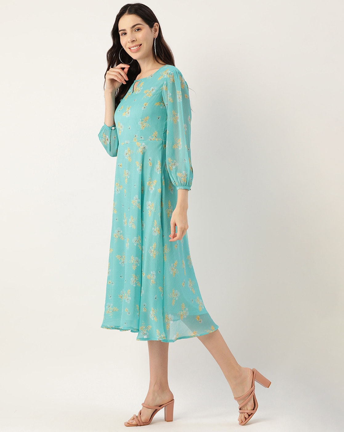 SHEIN Floral Lace Detail Kaftan Dress | Muslim fashion dress, Abaya designs,  Abayas fashion